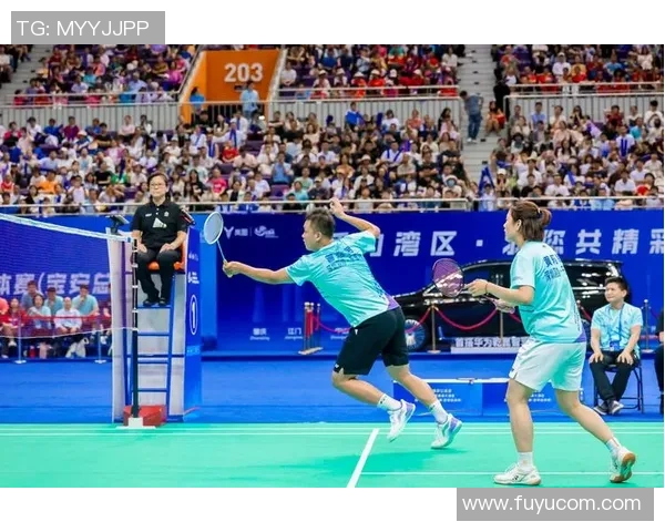 广州羽毛球队在钻石联赛中的默契配合与战术分析