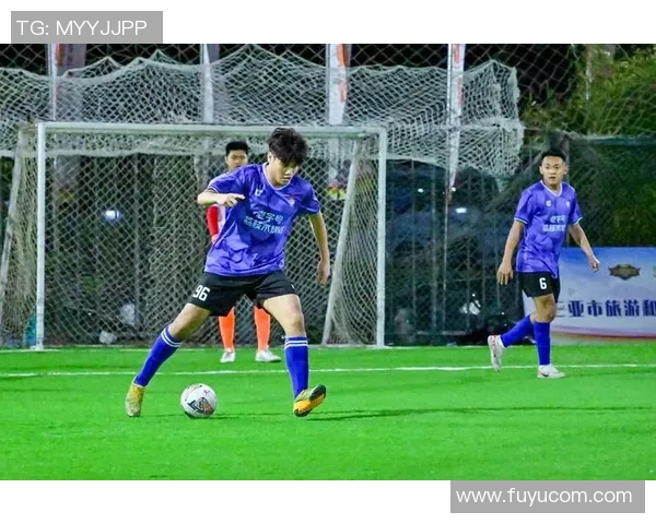 足球明星联队竞技赛精彩纷呈球迷热情高涨的盛大赛事